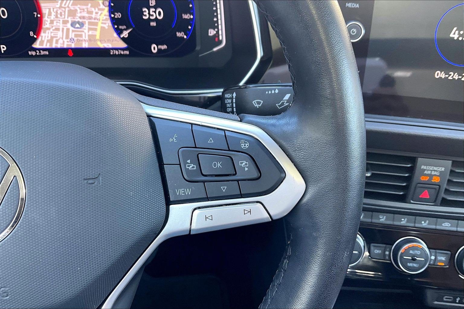 Certified 2023 Volkswagen Jetta SEL FWD image 19