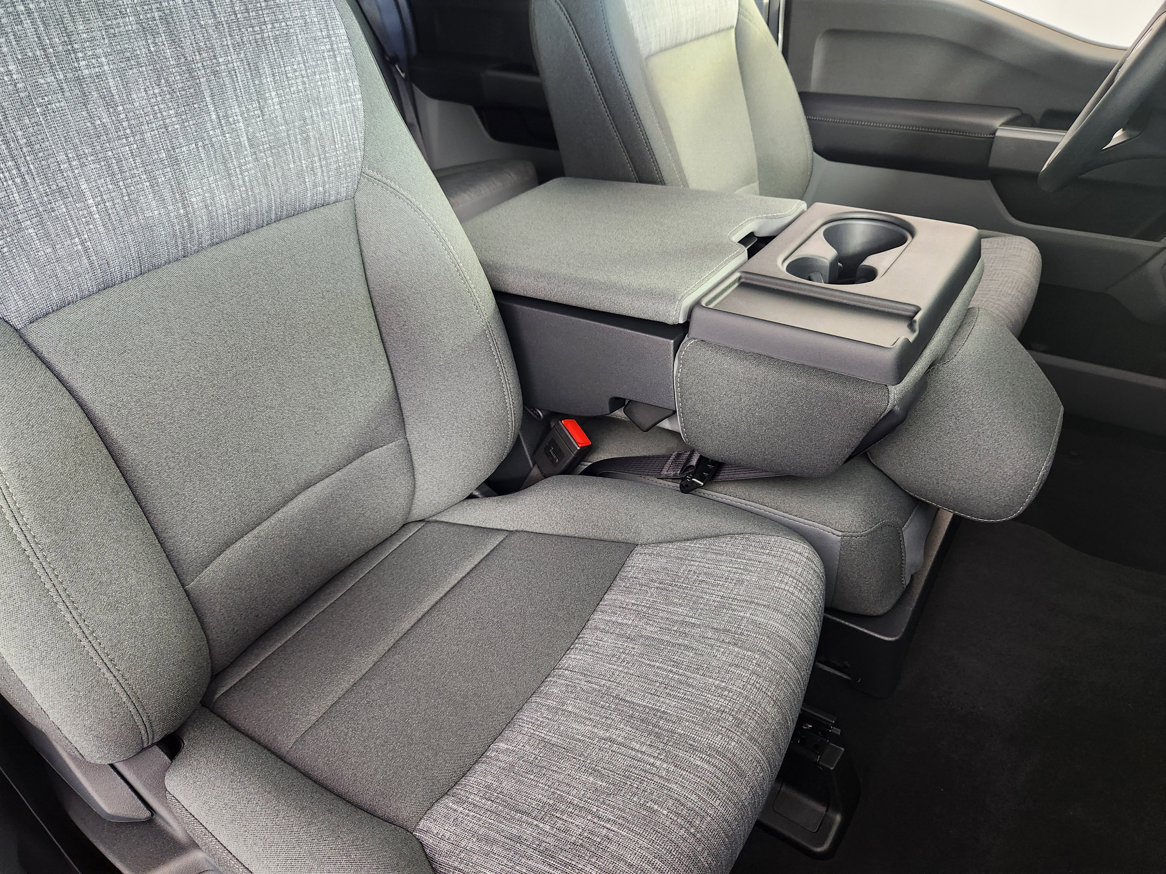 New 2026 Ford F350 XLT w/ FX4 Off-Road Package image 9