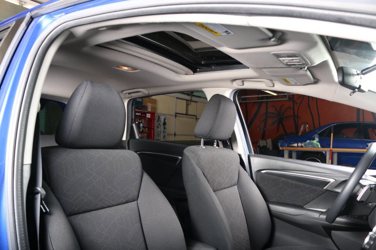 Used 2016 Honda Fit EX image 30