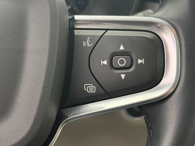 Certified 2024 Volvo XC40 B5 Plus w/ Protection Package Premier AWD/4WD image 26
