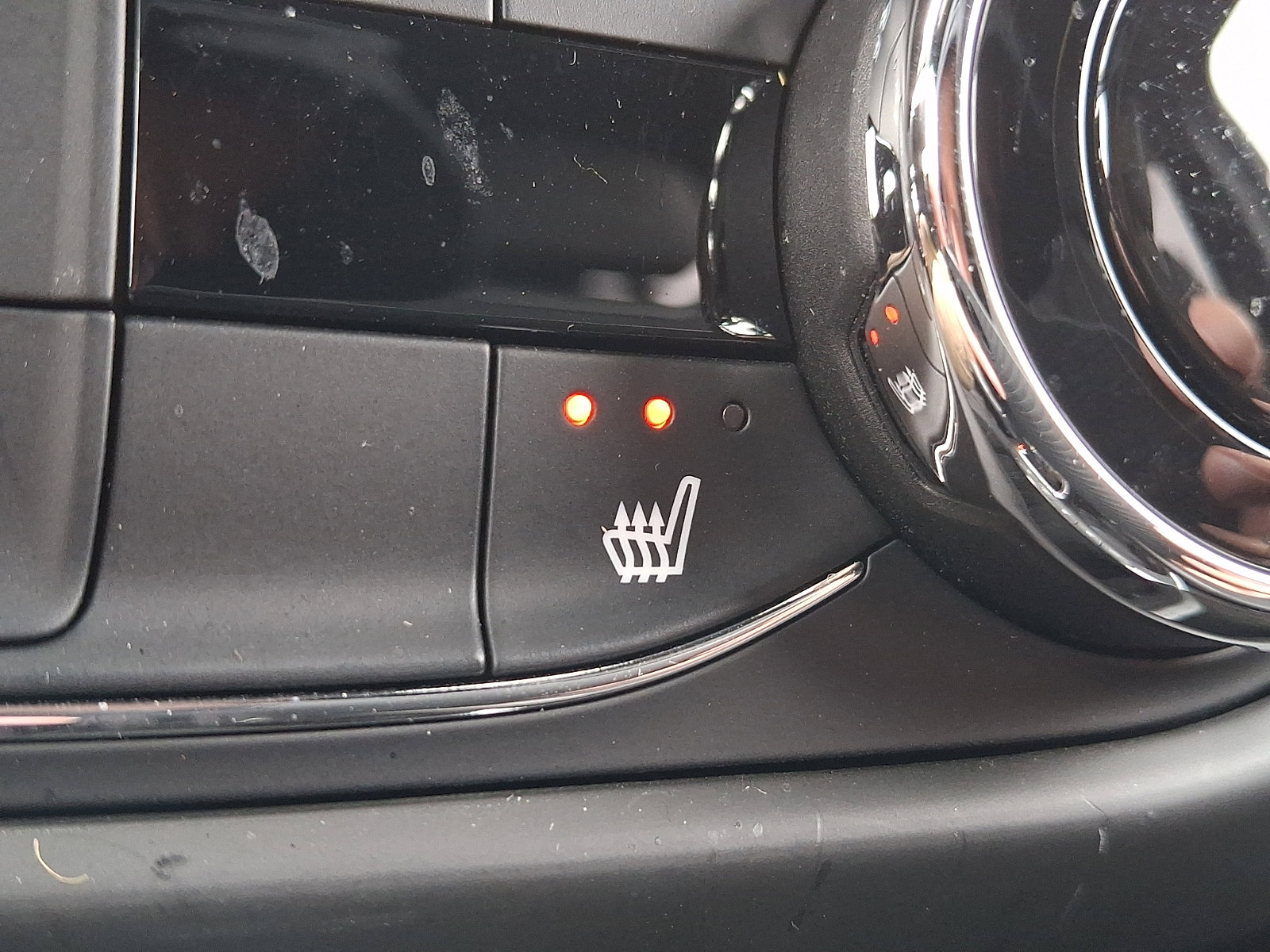 Used 2023 Chevrolet TrailBlazer RS w/ Convenience Package image 24