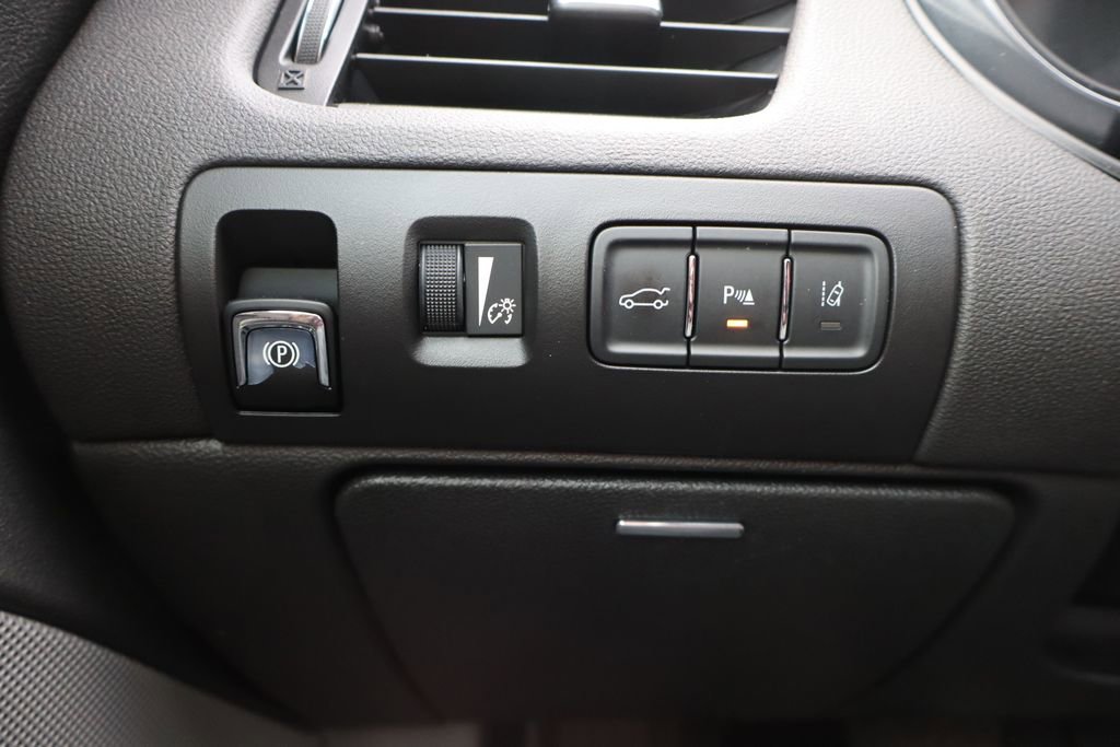 Used 2014 Chevrolet Impala LT w/ Premium Seating Package image 15