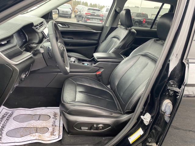 Used 2023 Jeep Grand Cherokee Limited image 15