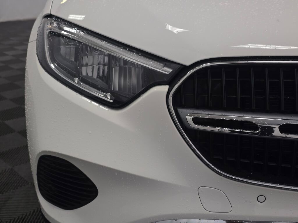 New 2026 Mercedes-Benz GLC 300 4MATIC image 31