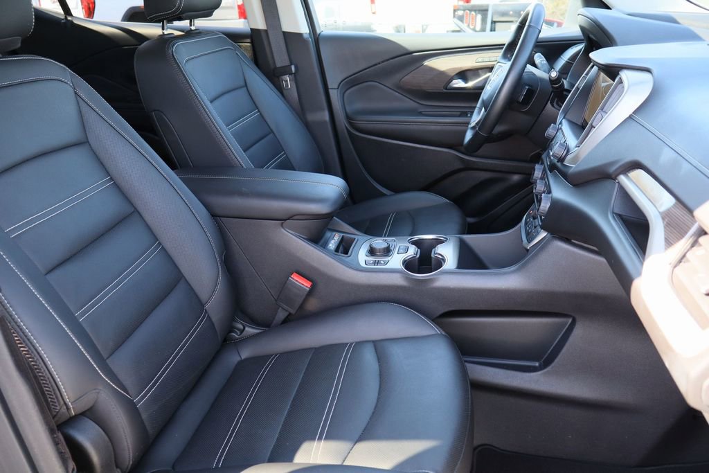 Used 2023 GMC Terrain Denali w/ Denali Premium Package image 28