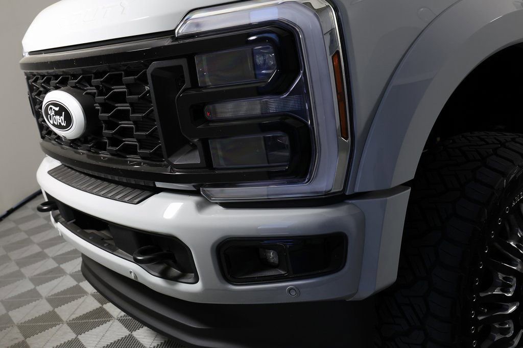 Used 2025 Ford F450 Platinum w/ Platinum Plus Package image 42