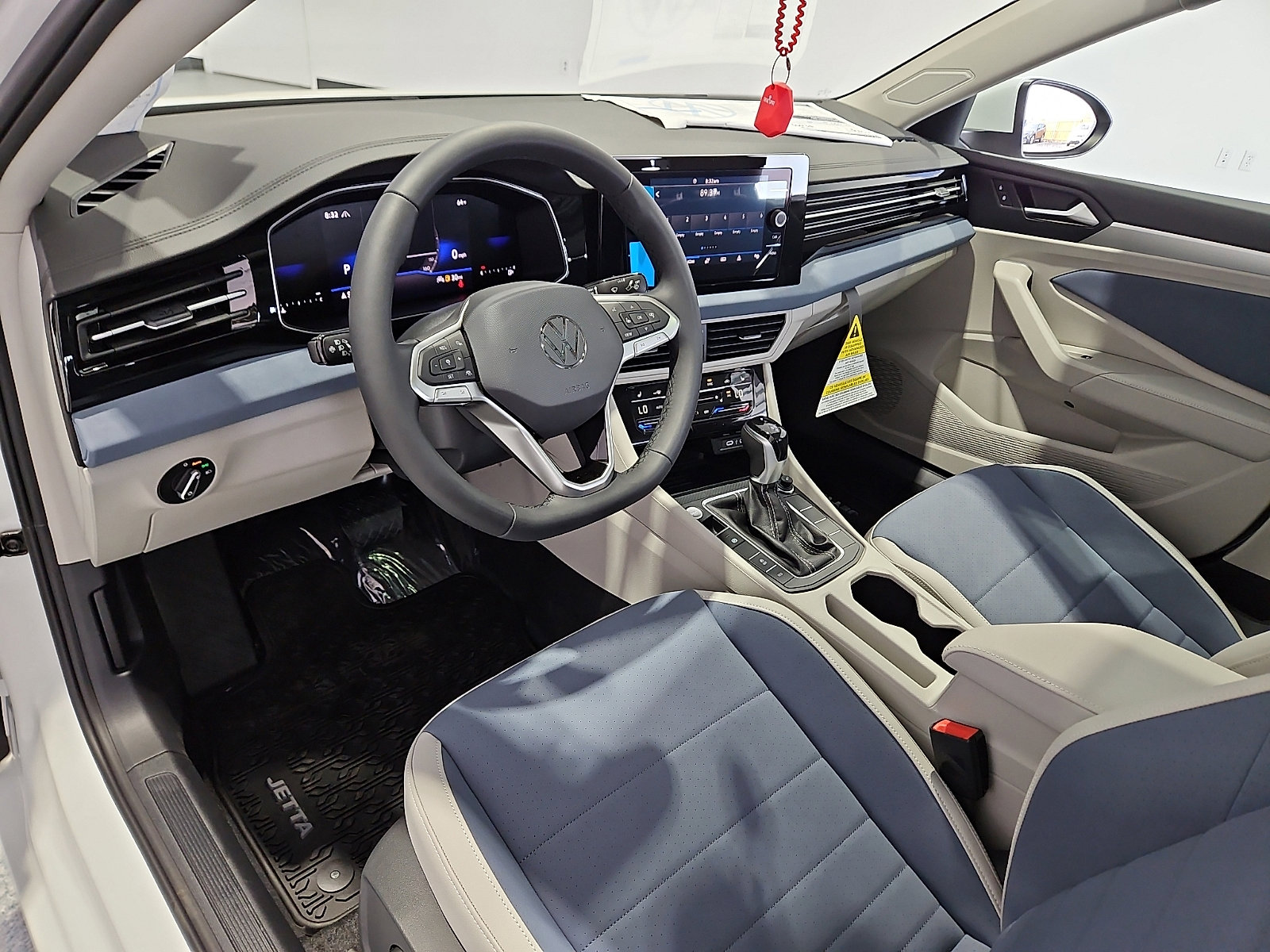 New 2026 Volkswagen Jetta SE image 11