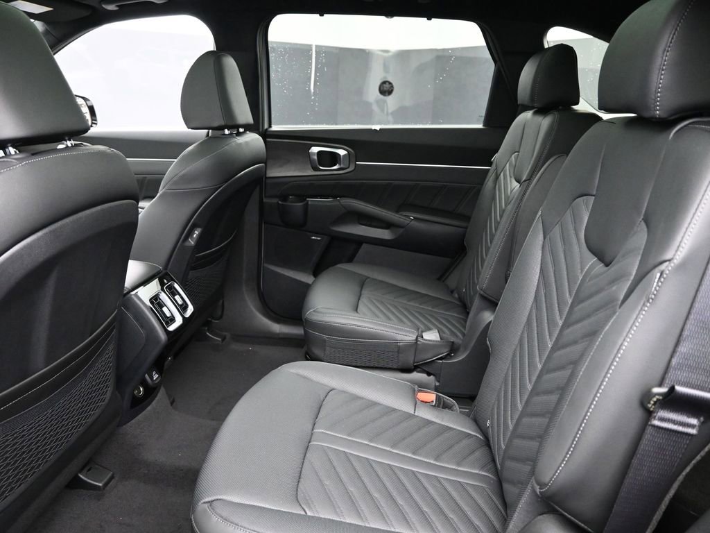 Used 2025 Kia Sorento SX Prestige image 15