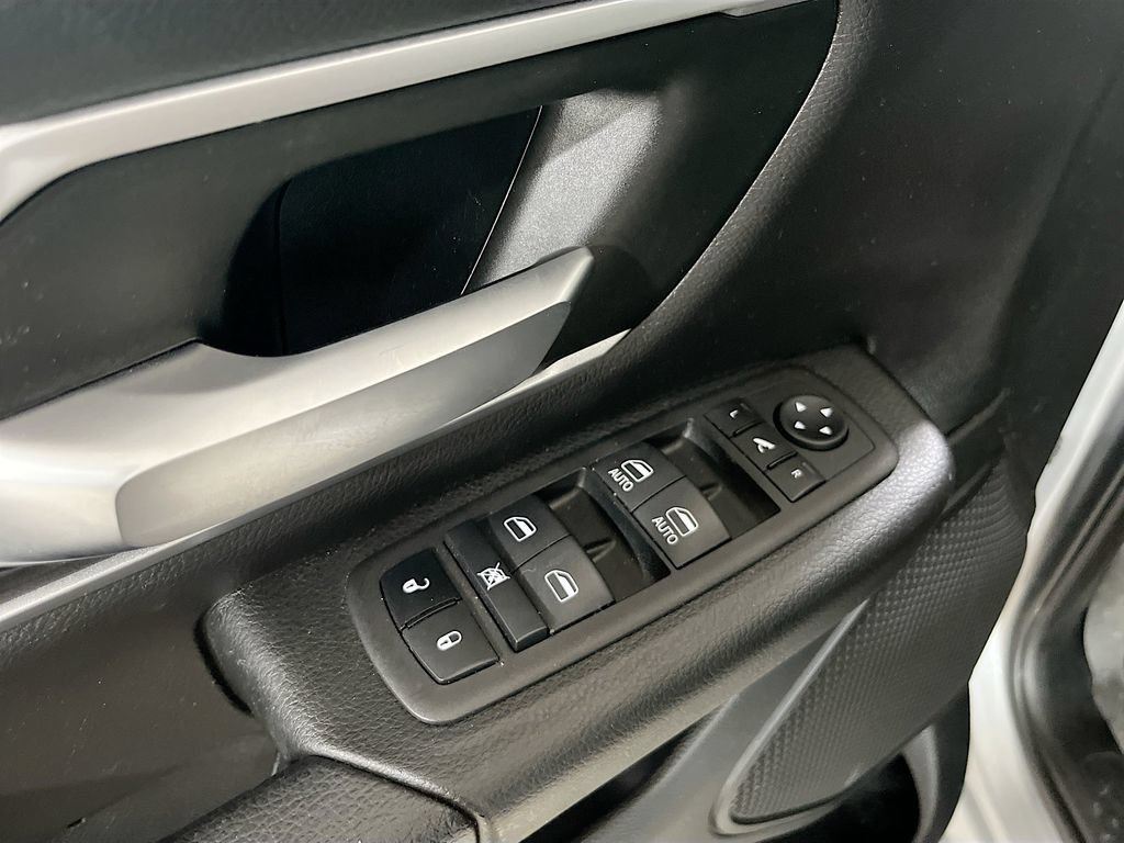 Used 2023 RAM 1500 Lone Star AWD/4WD image 18