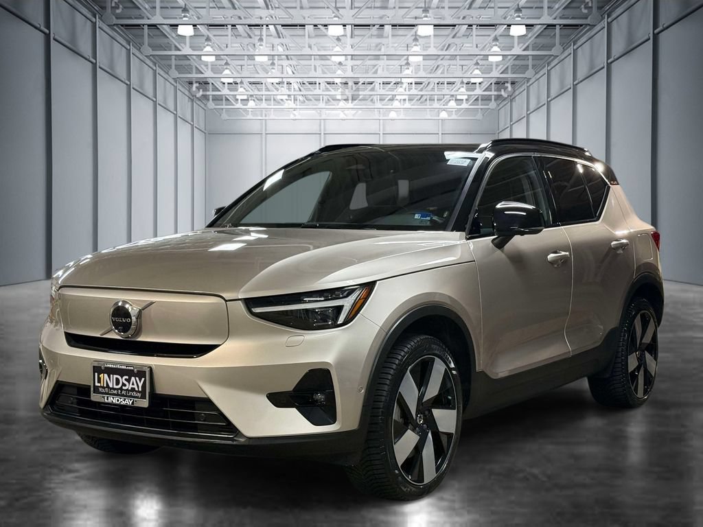 Used 2023 Volvo XC40 Recharge Ultimate w/ Protection Package Premier AWD/4WD image 1