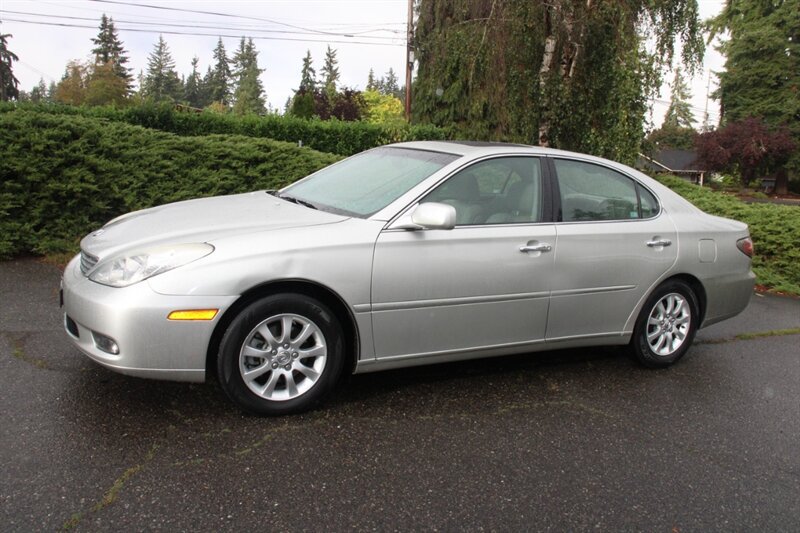 Used 2003 Lexus ES 330 w/ Premium Pkg