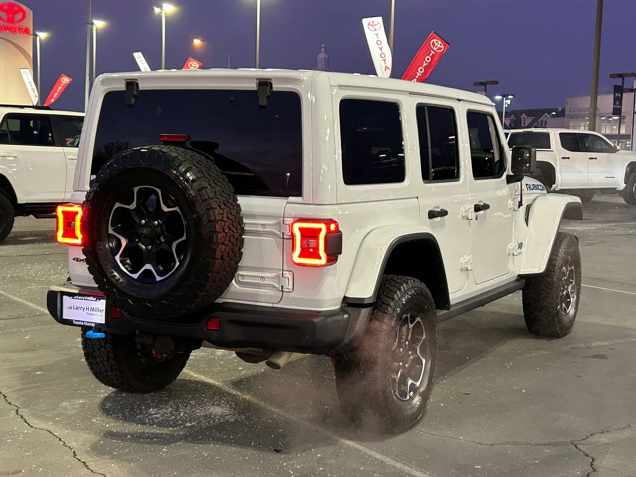 Used 2021 Jeep Wrangler Unlimited Rubicon 4xe w/ Steel Bumper Group image 5