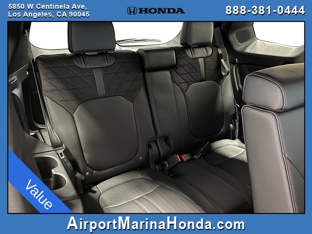 Used 2026 Honda Pilot Black Edition image 28