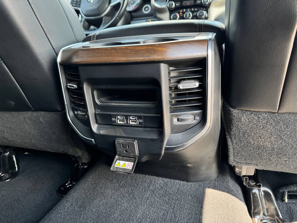 Used 2022 RAM 2500 Laramie AWD/4WD image 17