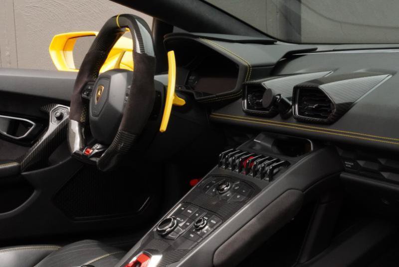 Used 2016 Lamborghini Huracan LP 610-4 AWD/4WD image 44