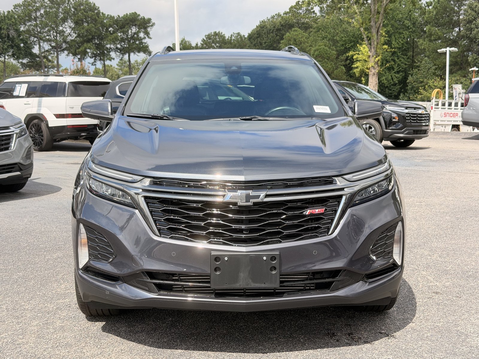 Used 2023 Chevrolet Equinox RS FWD image 6