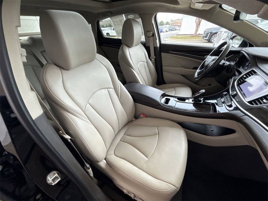 Certified 2019 Buick LaCrosse Essence w/ Sun and Shade Package image 28