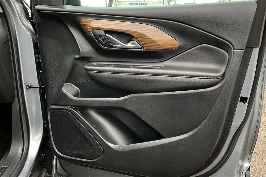 Used 2021 GMC Terrain SLE image 24