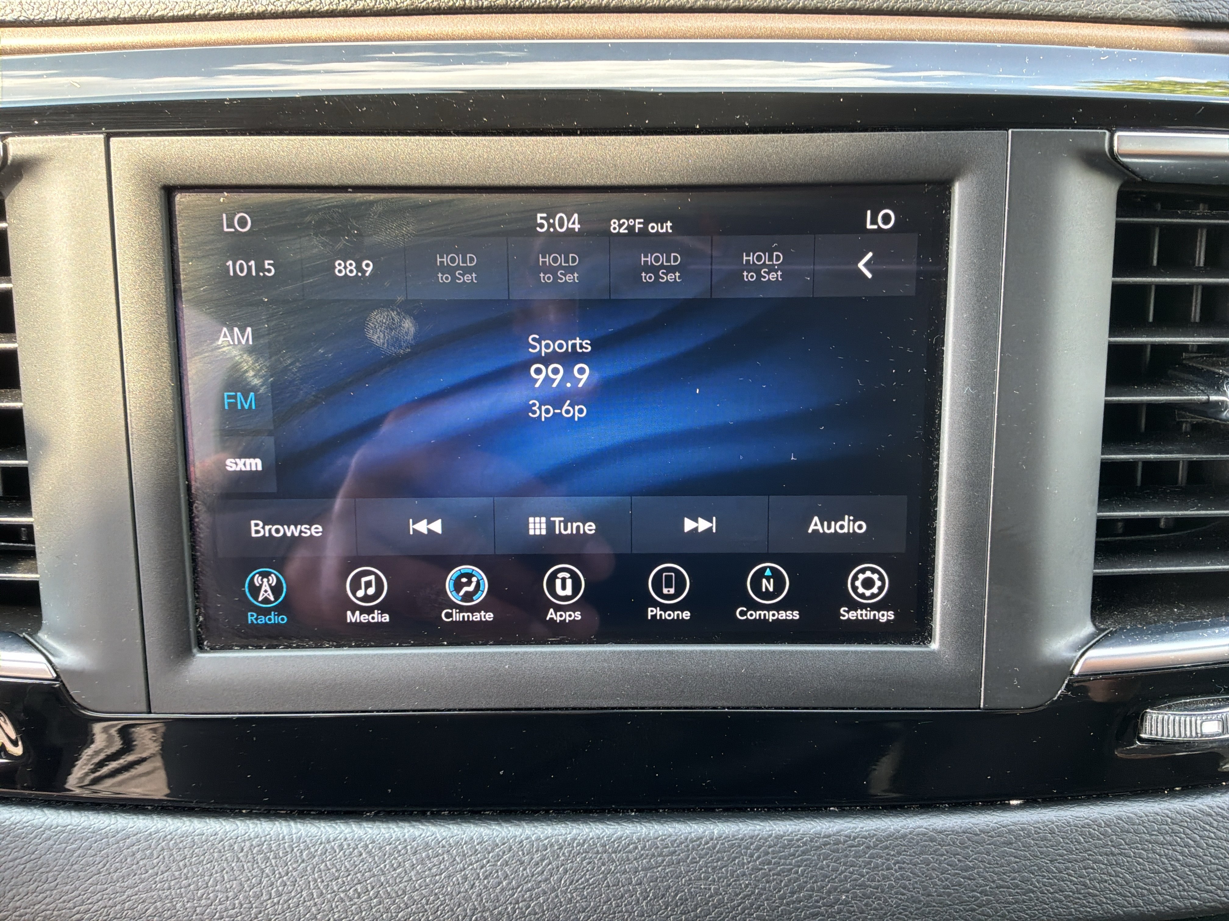 Used 2018 Chrysler Pacifica Touring Plus FWD image 23