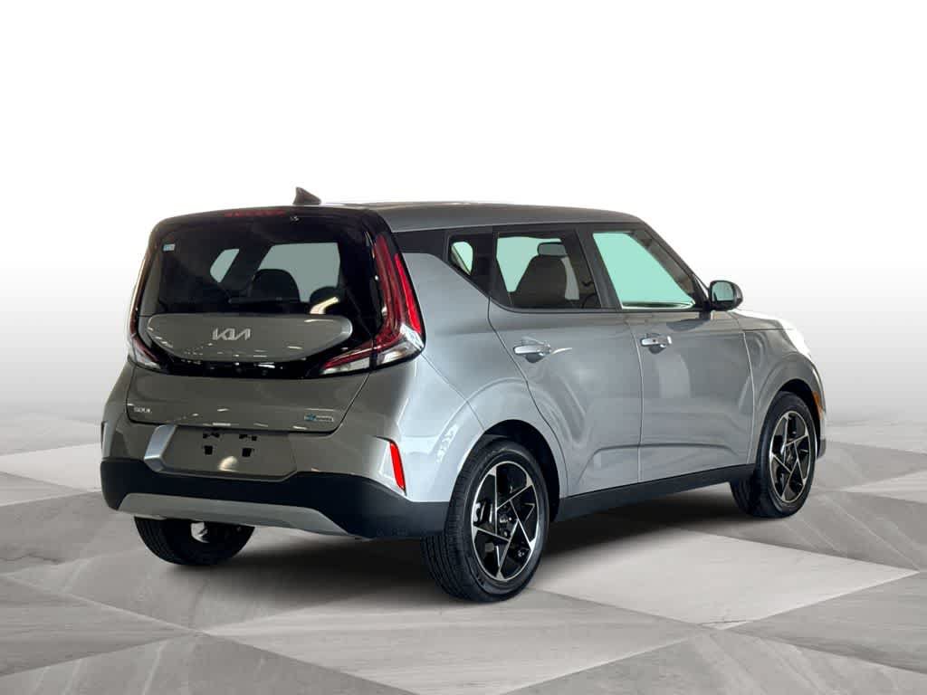 Used 2024 Kia Soul EX FWD image 8