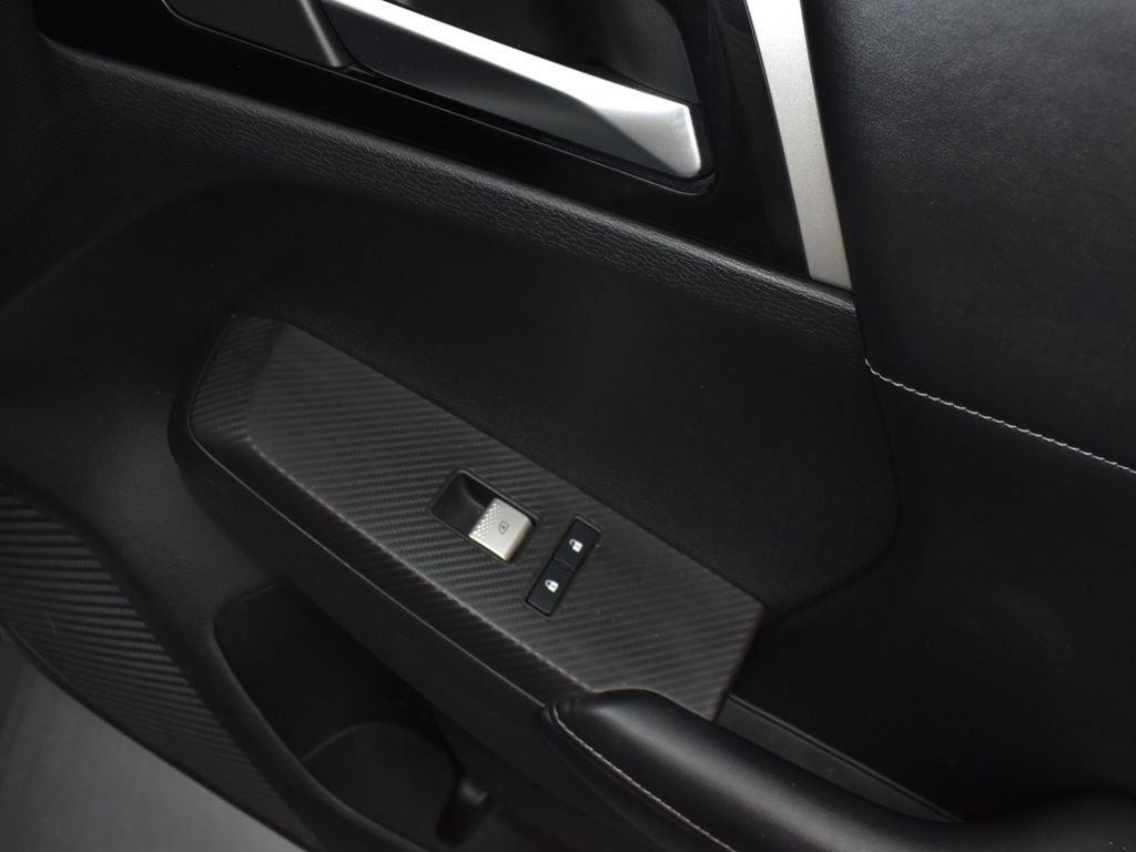 Used 2022 Mitsubishi Outlander SE image 36