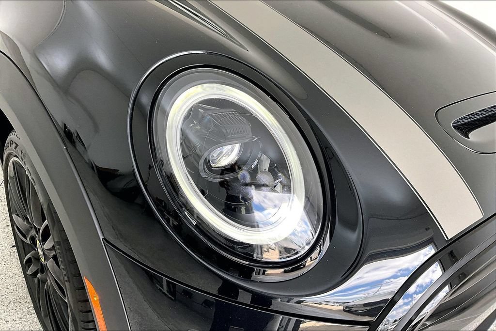 Used 2024 MINI Cooper SE w/ Signature Upholstery Package FWD image 38