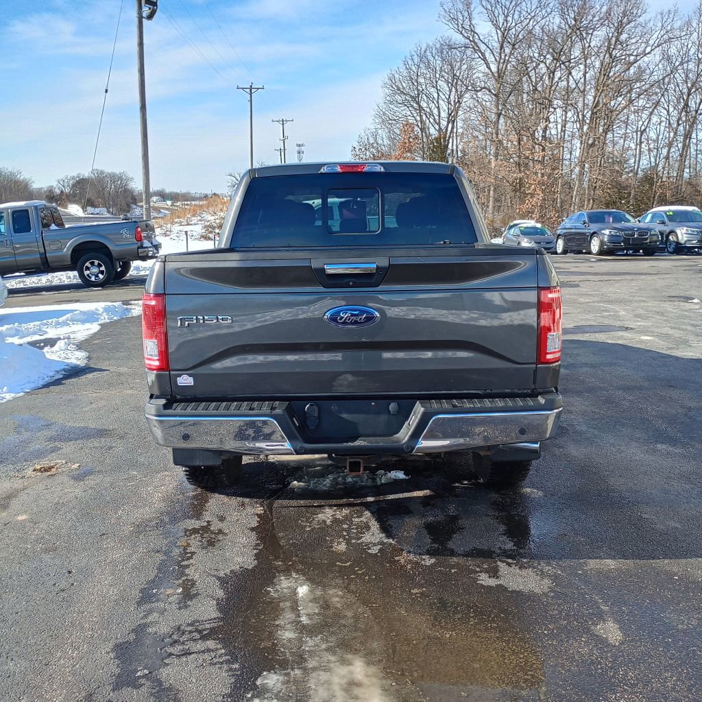 Used 2017 Ford F150 XLT w/ Equipment Group 302A Luxury AWD/4WD image 4