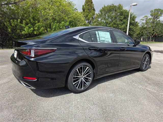 New 2025 Lexus ES 350 w/ Premium Package image 3