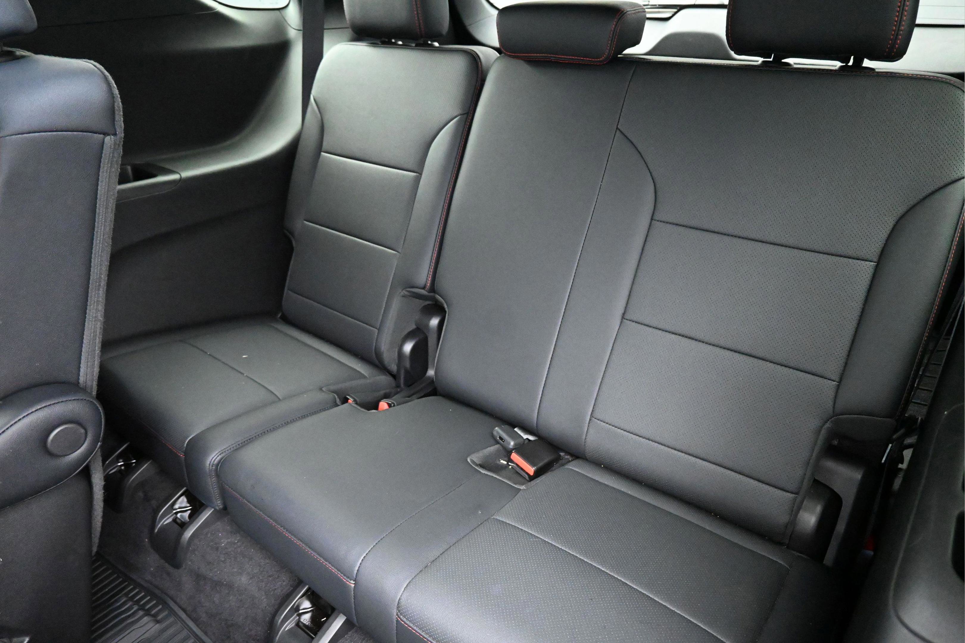 Used 2025 Chevrolet Traverse Z71 image 8