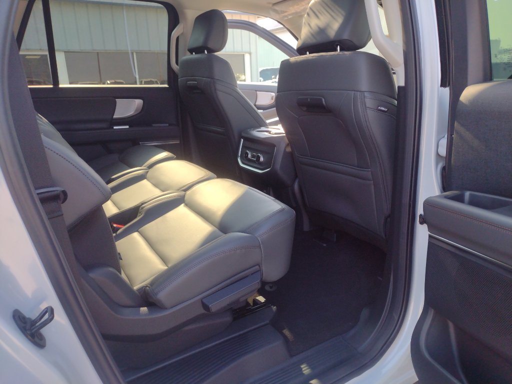 New 2025 Ford Expedition Max Active image 35