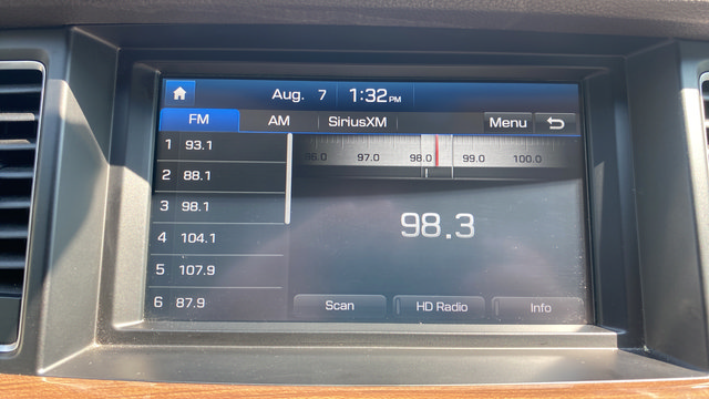 Used 2018 Genesis G80 3.8 RWD image 16