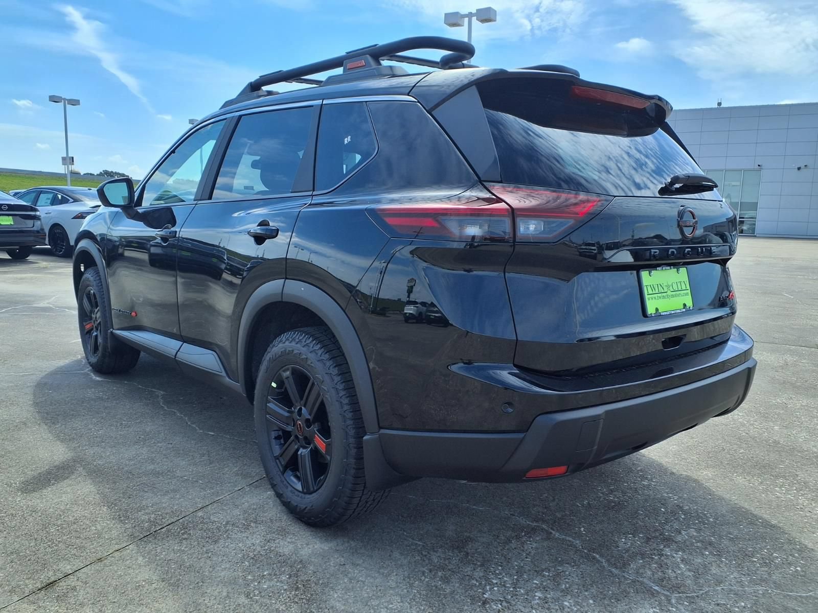 New 2026 Nissan Rogue SV AWD/4WD image 2