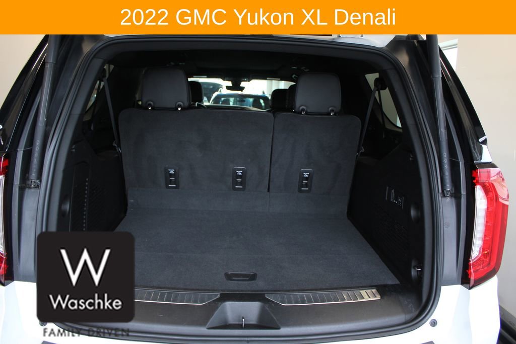 Used 2022 GMC Yukon XL Denali w/ Denali Premium Package AWD/4WD image 20