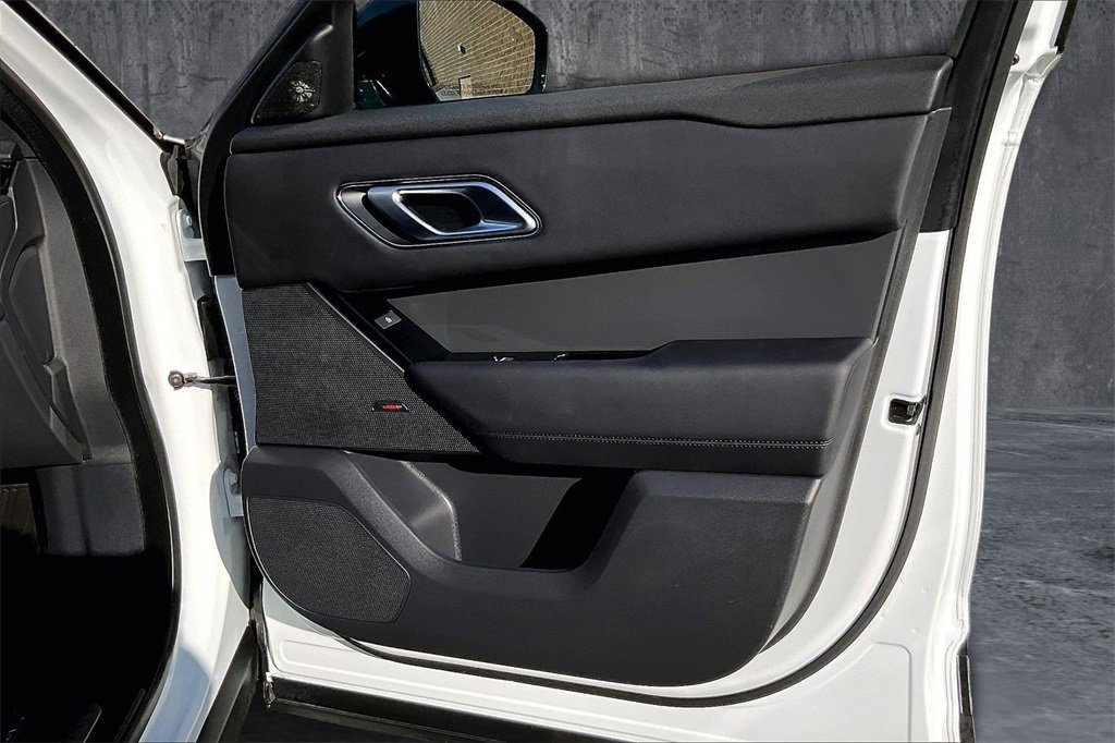 Used 2026 Land Rover Range Rover Velar S image 27