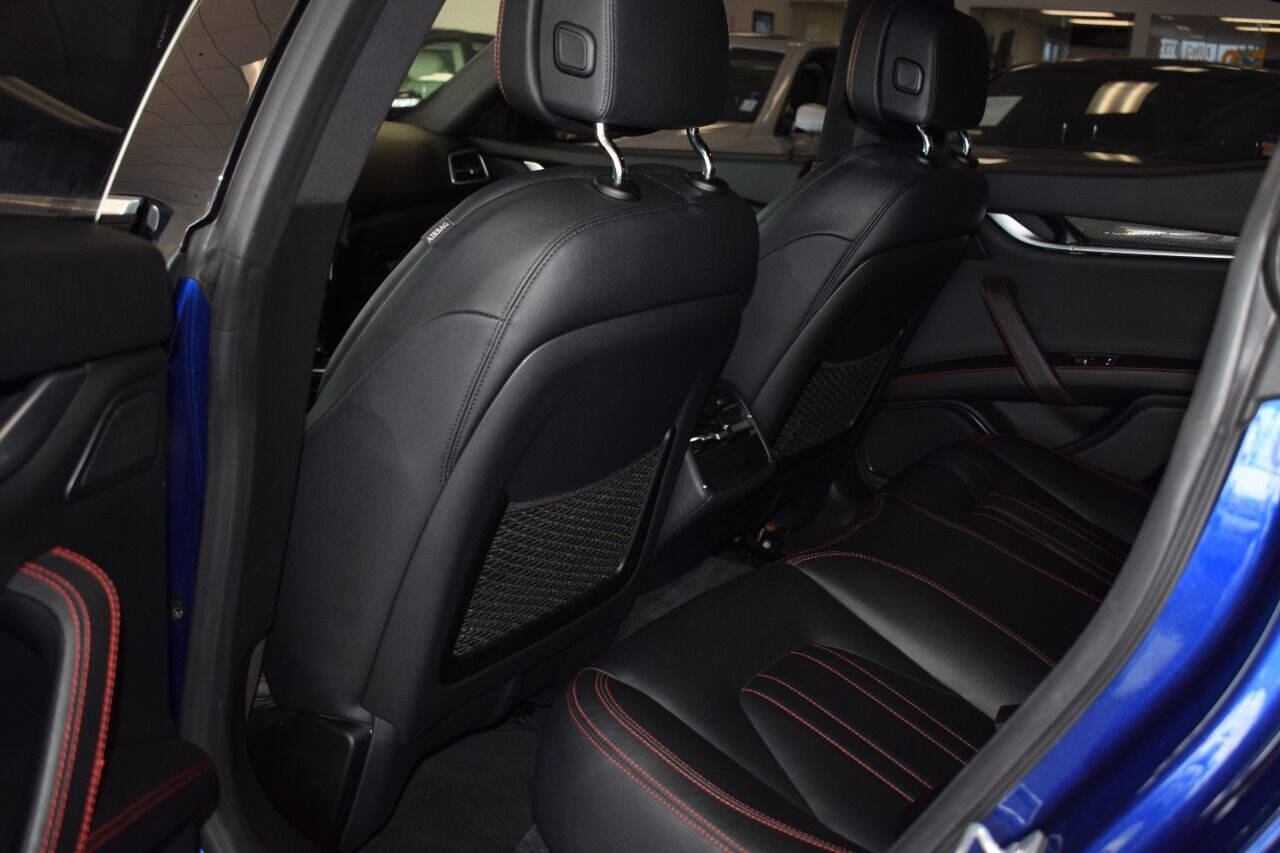 Used 2016 Maserati Ghibli S image 24