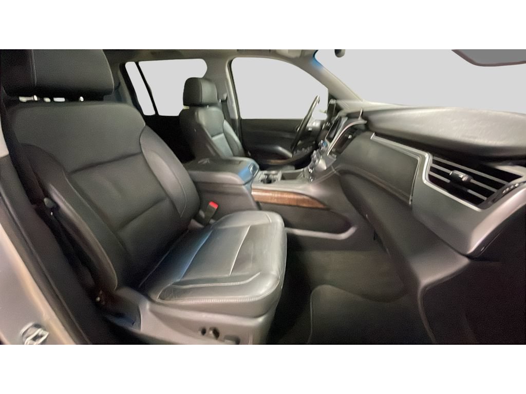 Used 2018 Chevrolet Suburban LT AWD/4WD image 19