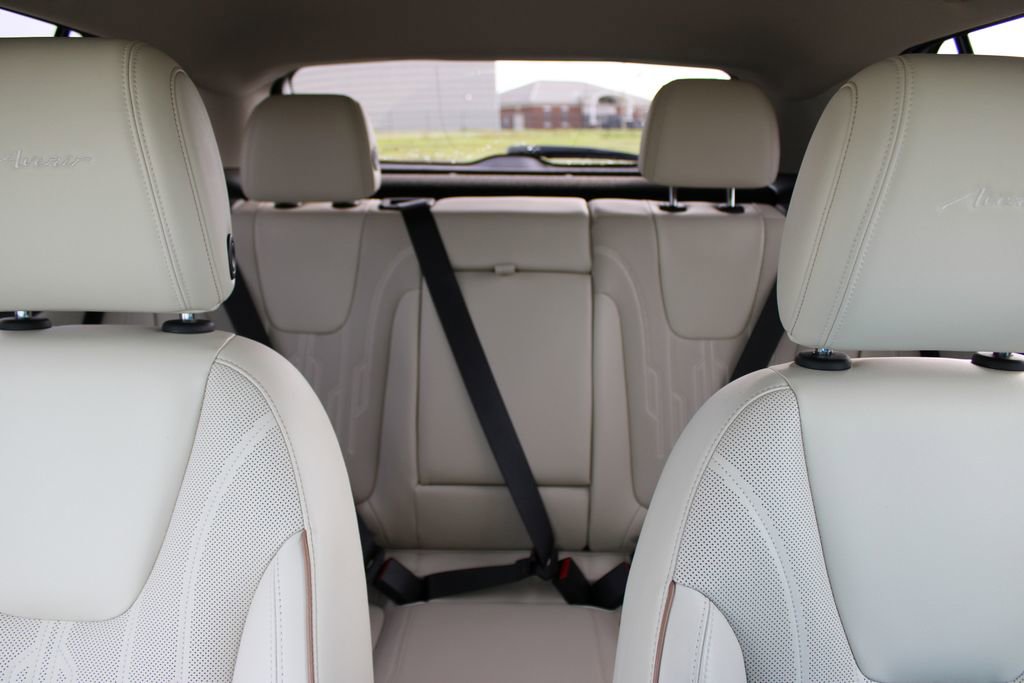 Used 2024 Buick Encore GX Avenir w/ Avenir Convenience Package image 15