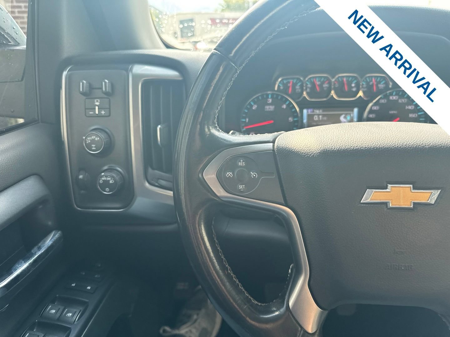 Used 2019 Chevrolet Silverado 1500 LT AWD/4WD image 21