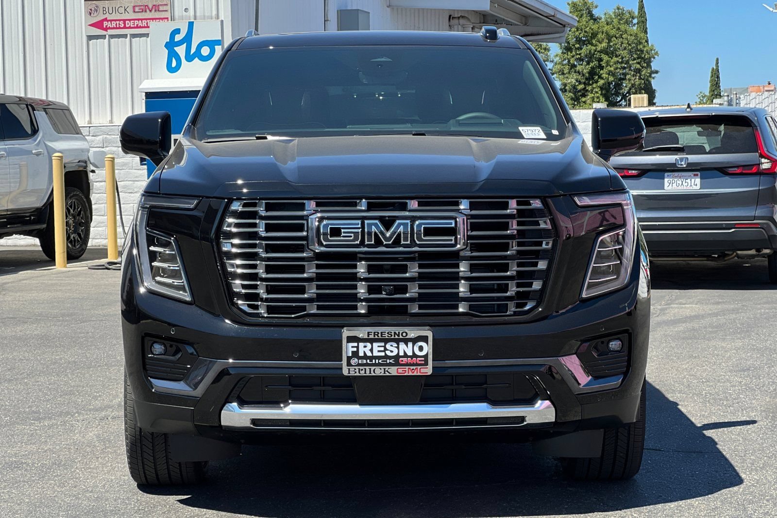 New 2026 GMC Yukon Denali Ultimate AWD/4WD image 6