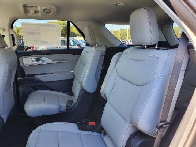 New 2026 Ford Explorer Active w/ Active Comfort Package image 13