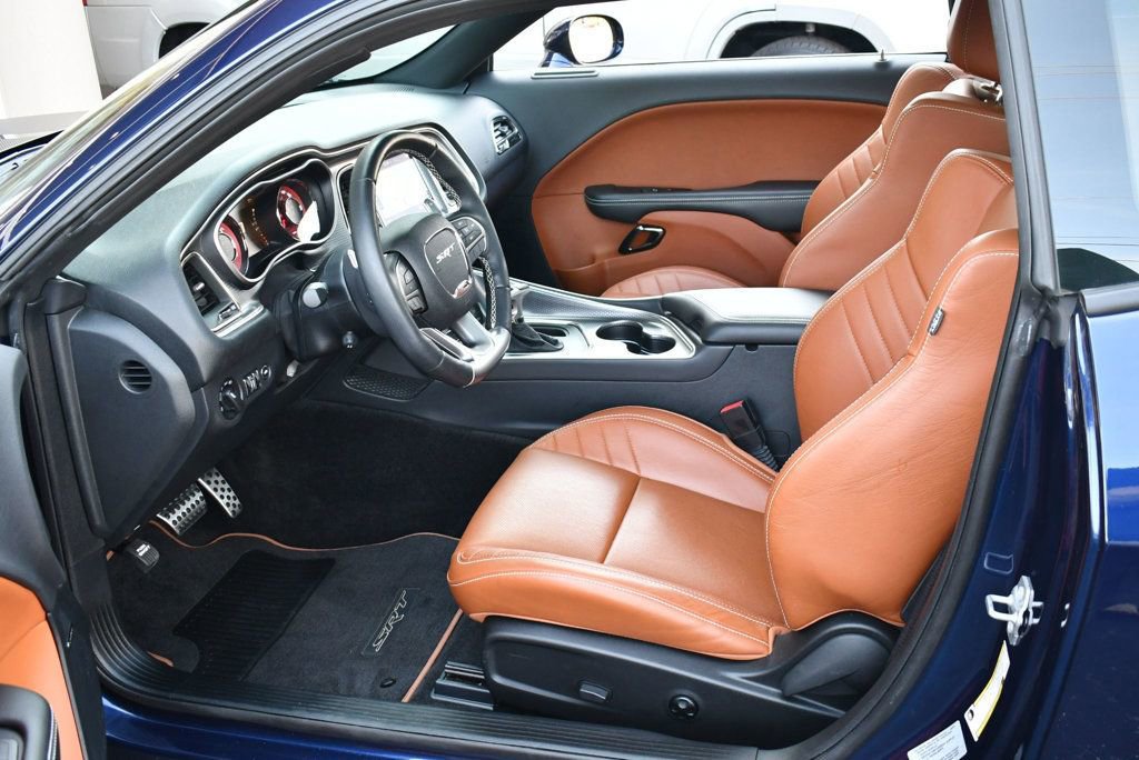 Used 2017 Dodge Challenger SRT Hellcat image 38