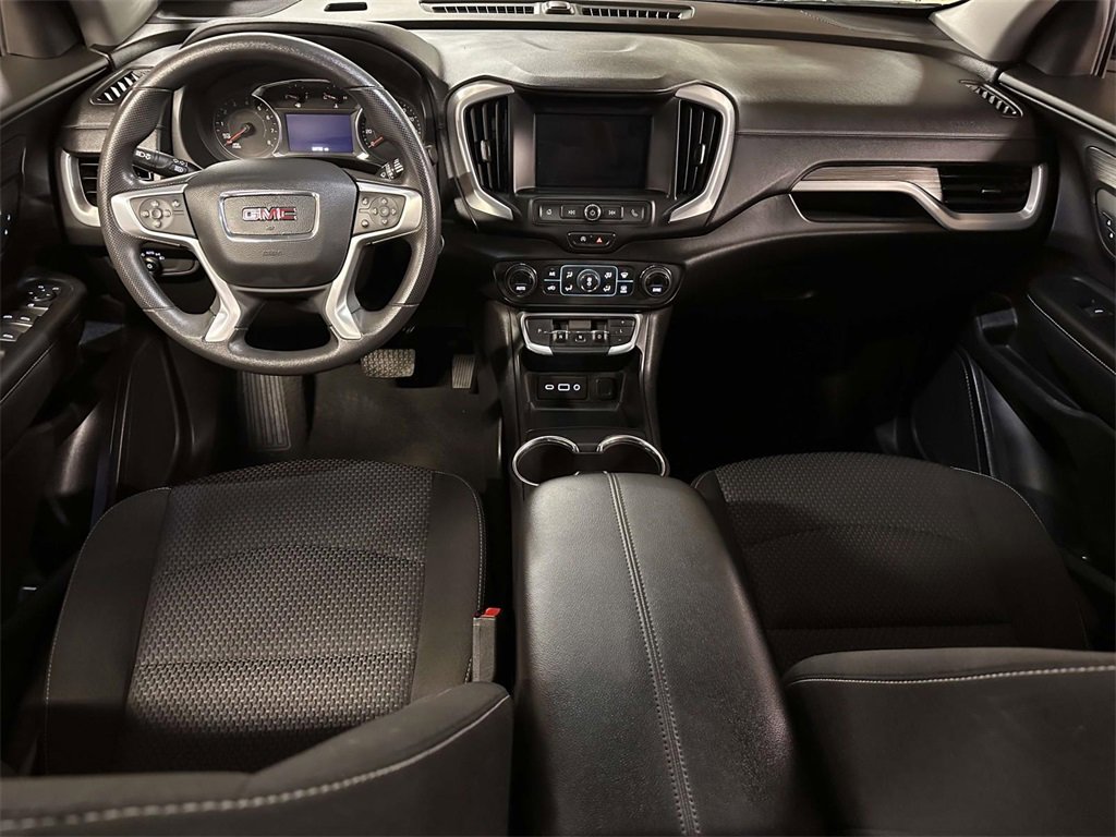 Used 2022 GMC Terrain SLE w/ Driver Convenience Package image 17