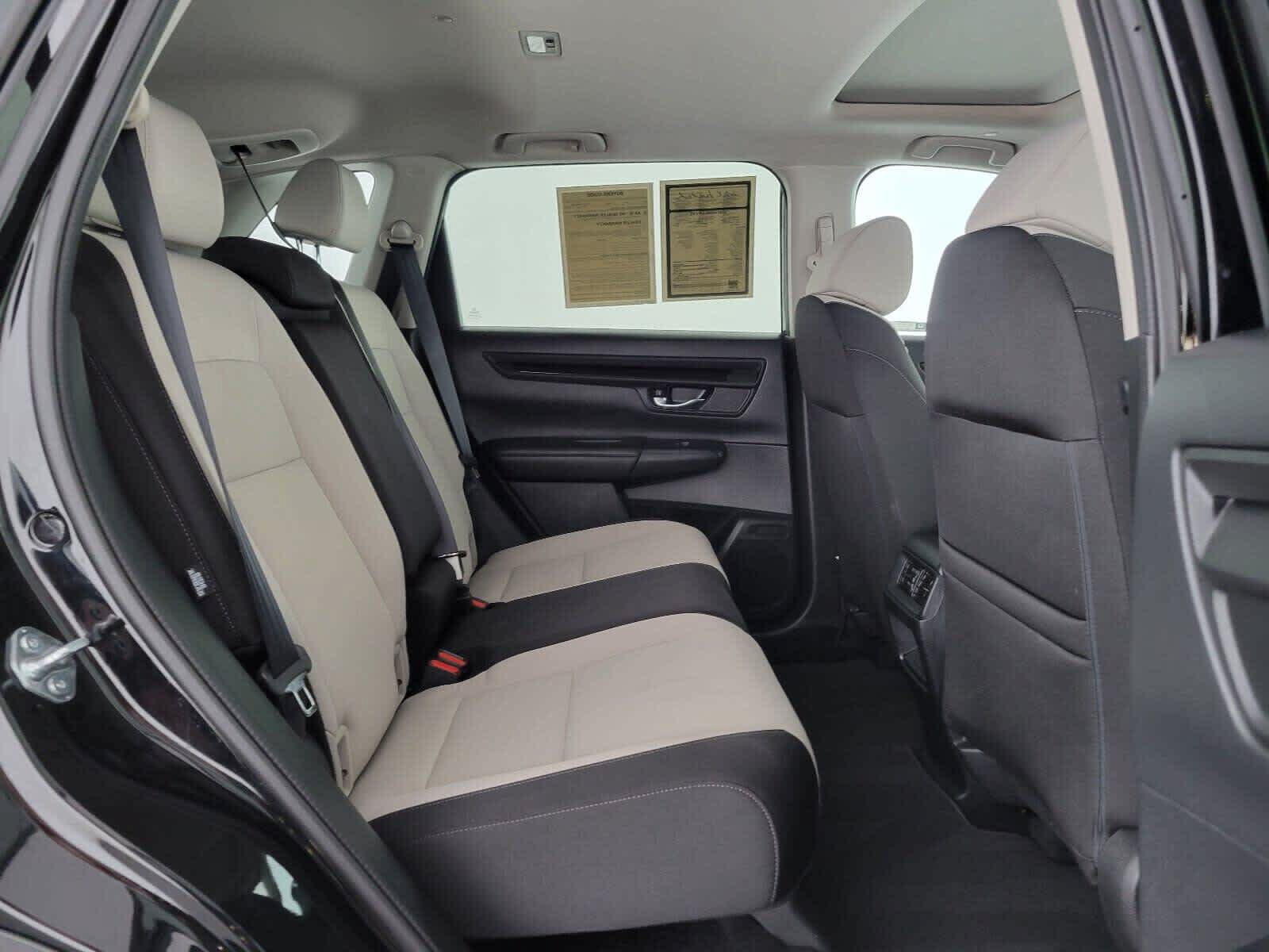 Used 2025 Honda CR-V EX image 12
