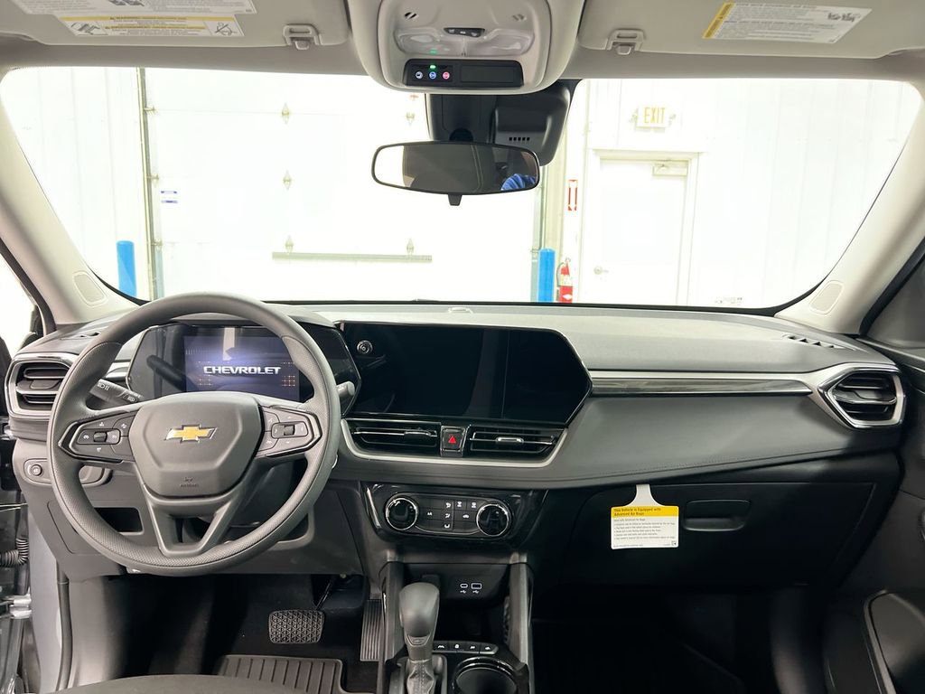Used 2024 Chevrolet TrailBlazer LT w/ Driver Confidence Package FWD image 10