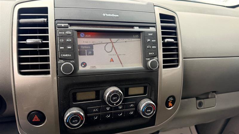 Used 2013 Nissan Frontier SL image 16