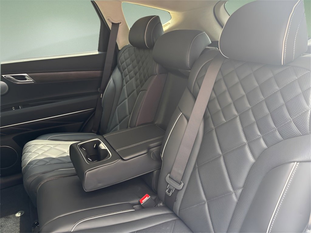 New 2025 Genesis GV80 3.5T Prestige image 13