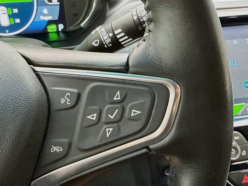 Used 2019 Chevrolet Bolt Premier w/ Infotainment Package FWD image 12