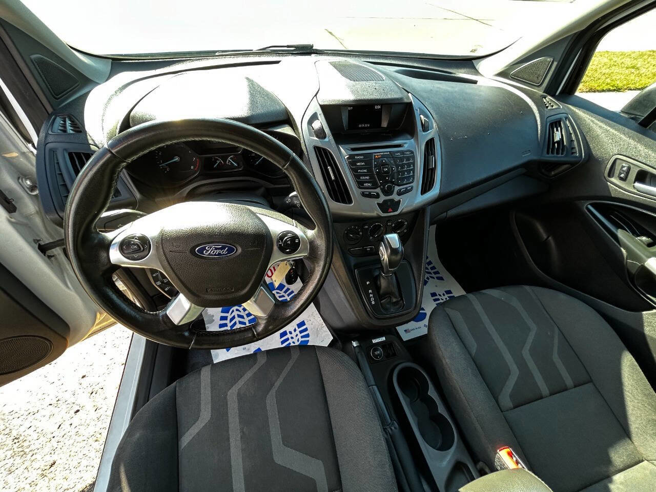 Used 2018 Ford Transit Connect XLT image 15