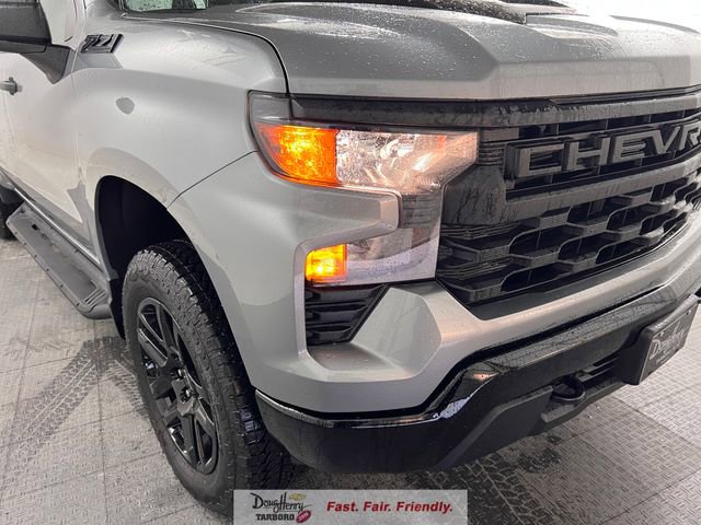New 2026 Chevrolet Silverado 1500 Custom Trail Boss w/ Dark Appearance Package image 9