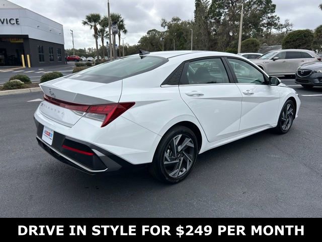 Used 2025 Hyundai Elantra SEL image 6